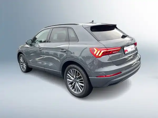 AUDI Q3 (4/19)