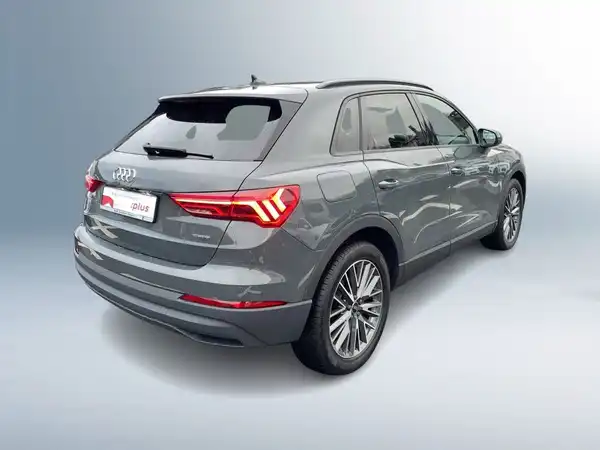AUDI Q3 (6/19)