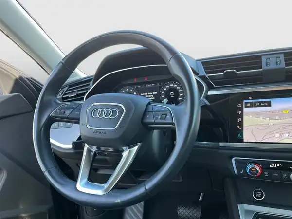 AUDI Q3 SPORTBACK (18/20)