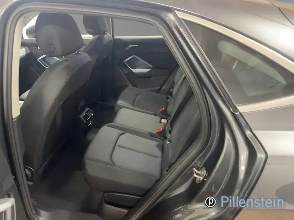 AUDI Q3 SPORTBACK (9/17)