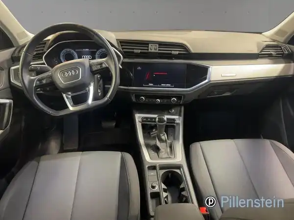 AUDI Q3 SPORTBACK (10/17)