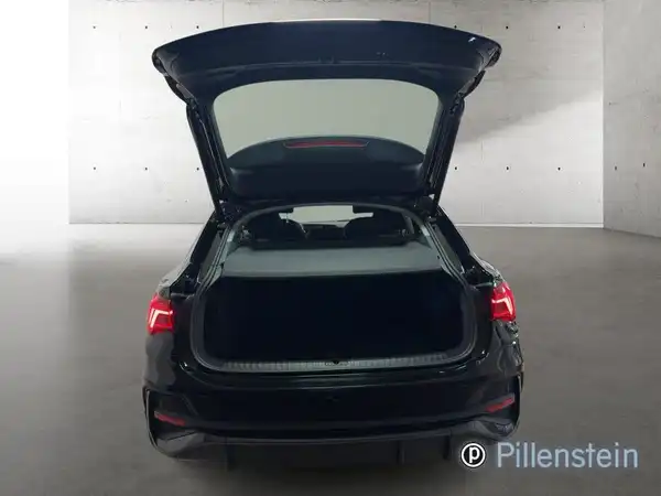 AUDI Q3 SPORTBACK (15/15)