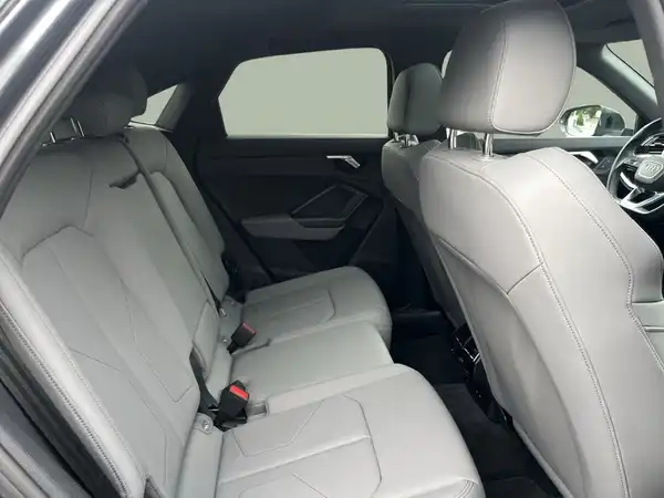 AUDI Q3 SPORTBACK (16/21)