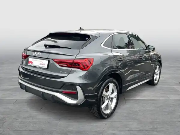AUDI Q3 SPORTBACK (5/21)