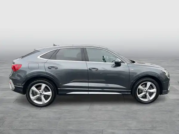 AUDI Q3 SPORTBACK (6/21)