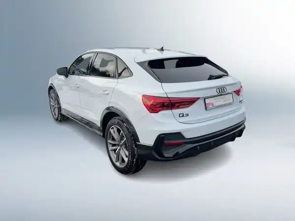 AUDI Q3 SPORTBACK (3/18)