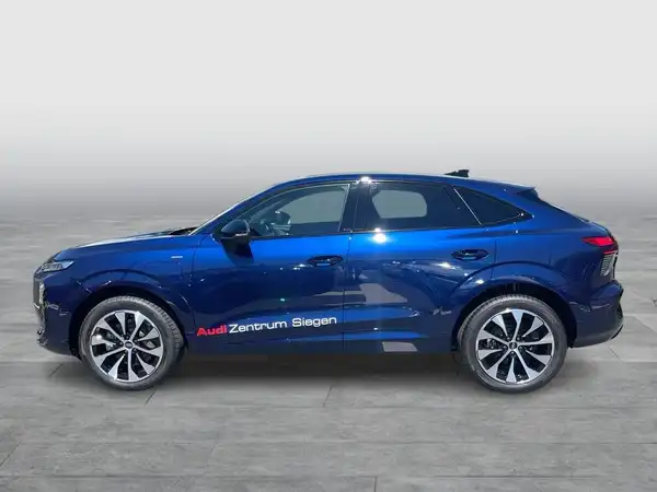 AUDI Q3 SPORTBACK (2/21)