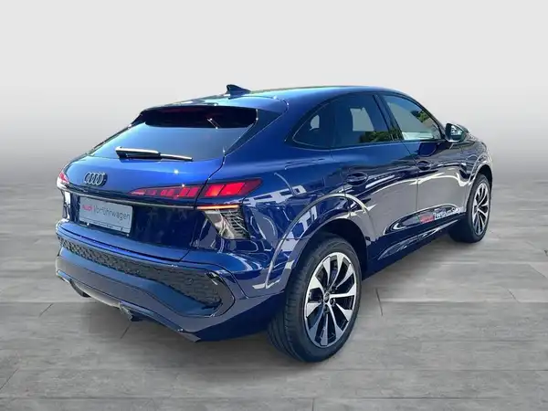AUDI Q3 SPORTBACK (5/21)