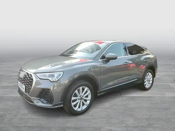 AUDI Q3 SPORTBACK (1/16)