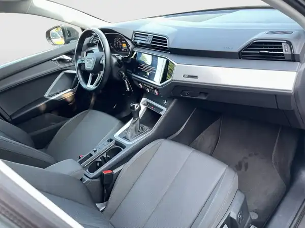 AUDI Q3 SPORTBACK (12/16)