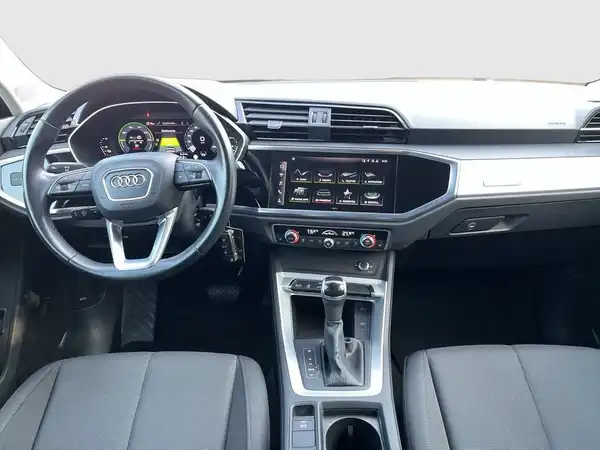 AUDI Q3 SPORTBACK (15/16)