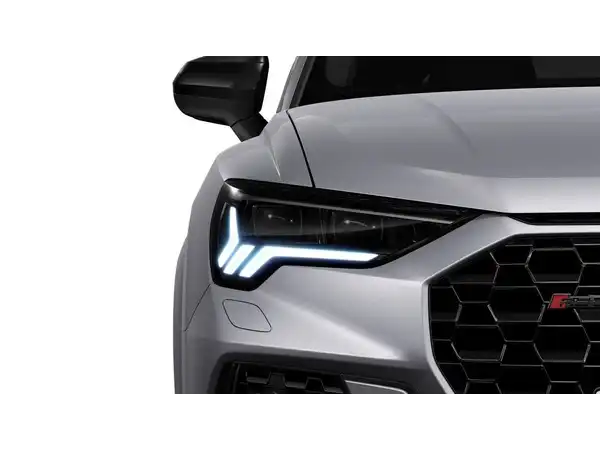 AUDI RS Q3 SPORTBACK (3/12)