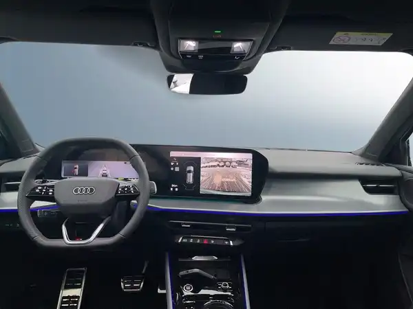 AUDI Q3 (13/18)