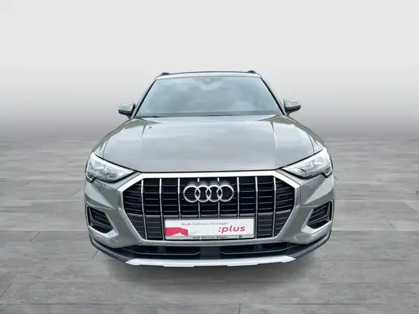 AUDI Q3 (11/21)