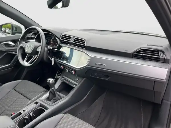 AUDI Q3 (18/21)