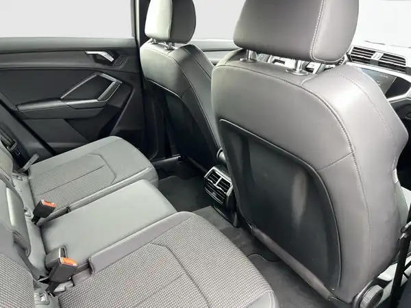 AUDI Q3 (19/21)