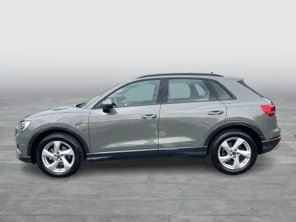 AUDI Q3 (3/21)