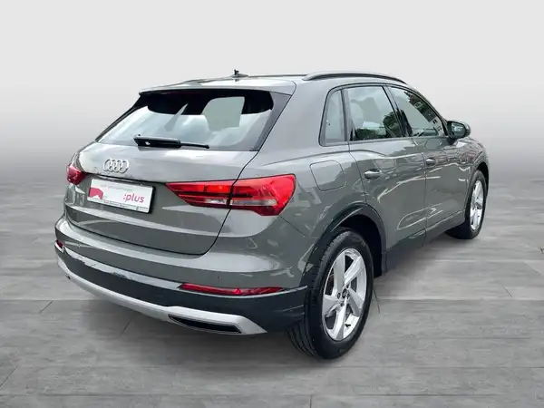 AUDI Q3 (6/21)