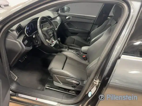 AUDI Q3 SPORTBACK (7/17)