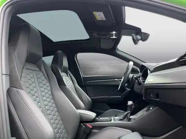 AUDI RS Q3 SPORTBACK (18/23)