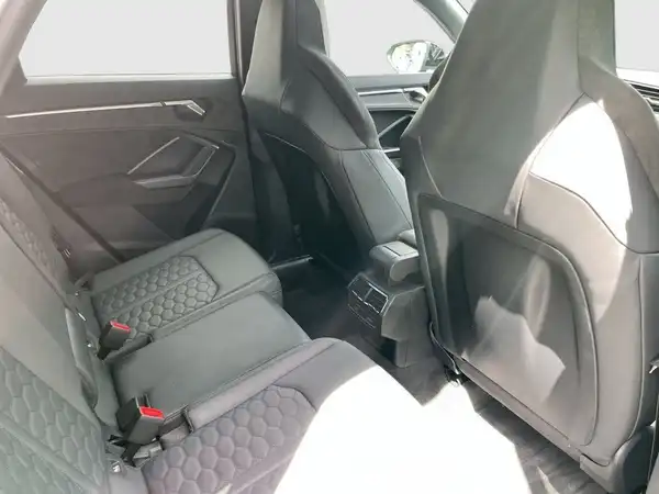 AUDI RS Q3 SPORTBACK (20/23)