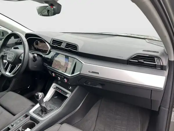 AUDI Q3 SPORTBACK (19/24)