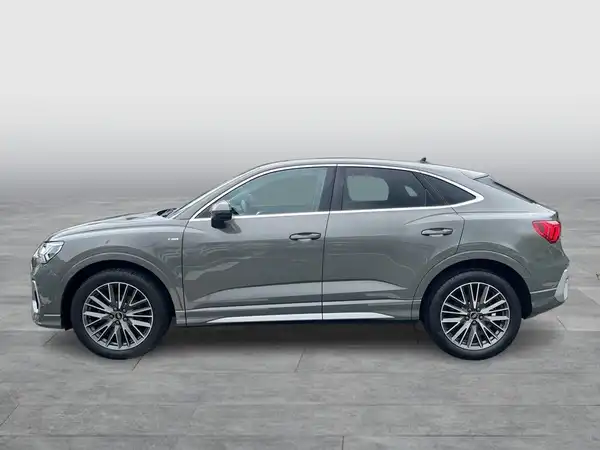 AUDI Q3 SPORTBACK (3/24)