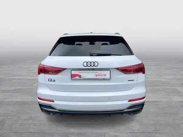 AUDI Q3 (5/24)