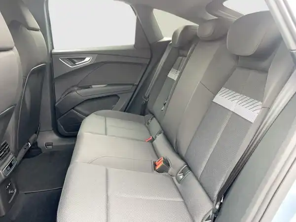 AUDI Q4 SPORTBACK E-TRON (14/22)