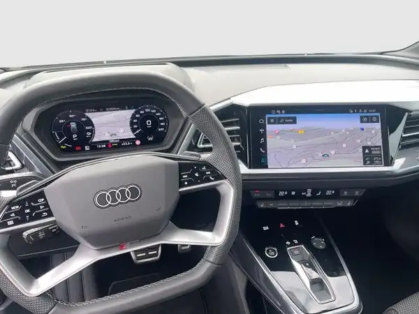 AUDI Q4 E-TRON (12/23)