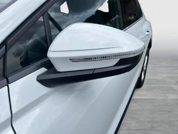 AUDI Q4 E-TRON (24/29)