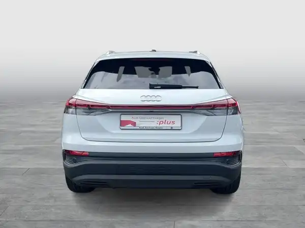 AUDI Q4 E-TRON (4/23)