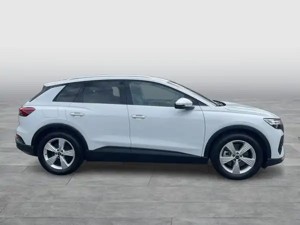 AUDI Q4 E-TRON (6/23)