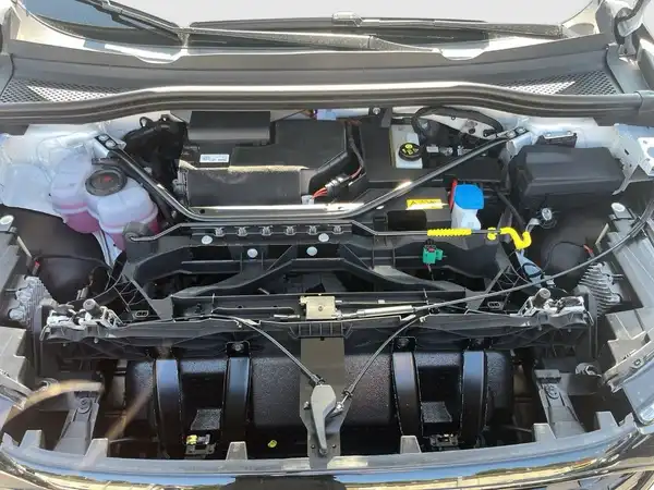AUDI Q4 E-TRON (18/21)