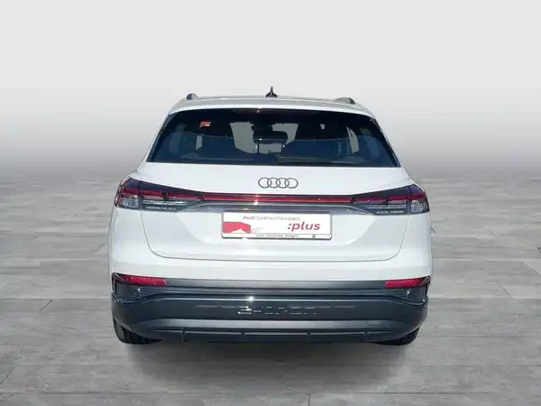 AUDI Q4 E-TRON (4/21)