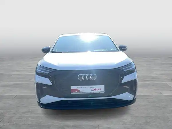 AUDI Q4 E-TRON (10/21)