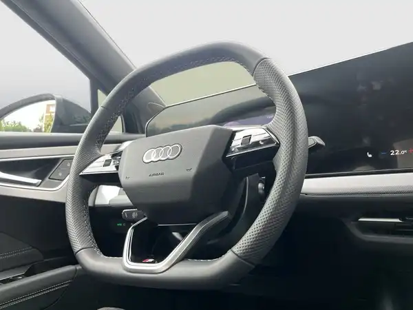 AUDI Q4 SPORTBACK E-TRON (17/20)