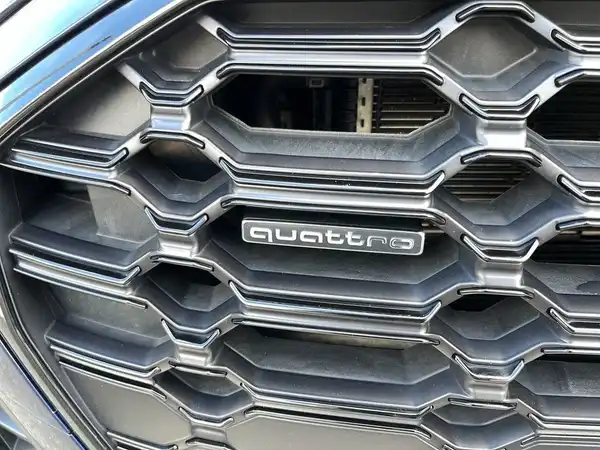 AUDI Q5 (23/24)