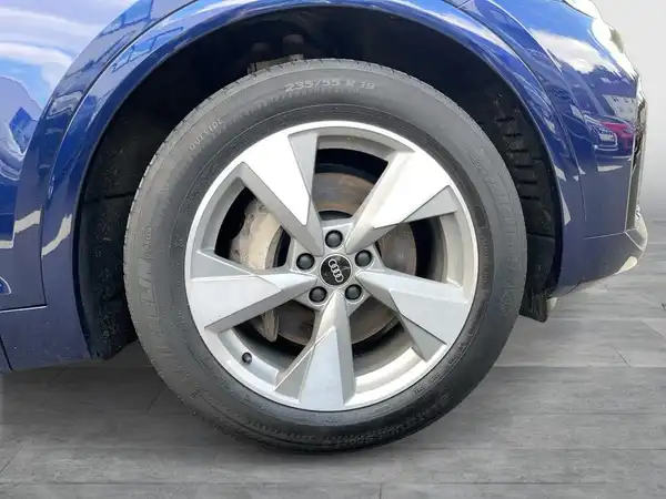 AUDI Q5 (10/24)