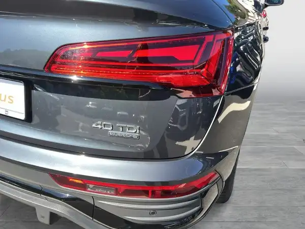 AUDI Q5 (18/23)