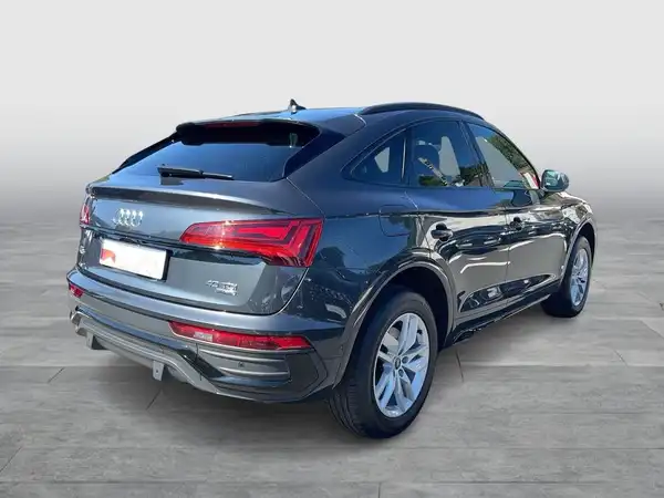 AUDI Q5 (5/23)