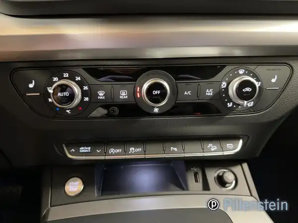 AUDI Q5 (14/16)