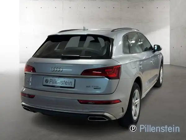 AUDI Q5 (5/17)