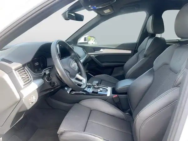 AUDI Q5 (11/21)