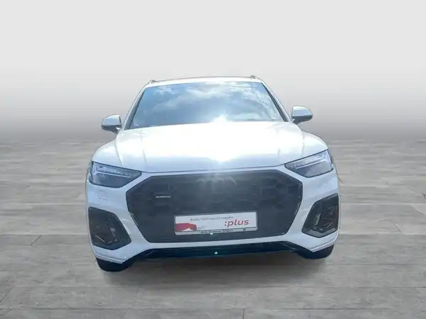 AUDI Q5 (10/21)