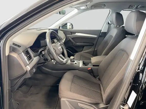 AUDI Q5 (9/22)