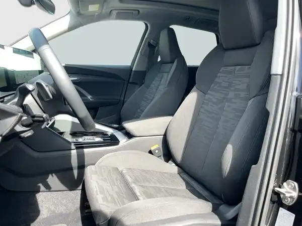 AUDI Q5 (11/23)