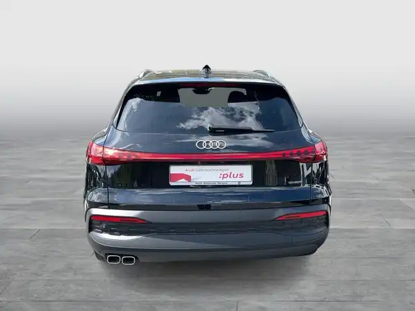 AUDI Q5 (4/23)