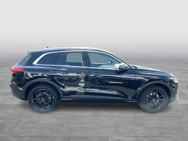 AUDI Q5 (6/23)