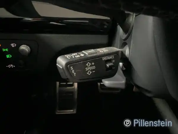 AUDI SQ5 (9/16)
